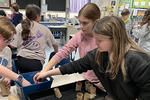 Dig_Into_Learning_Students600x400
