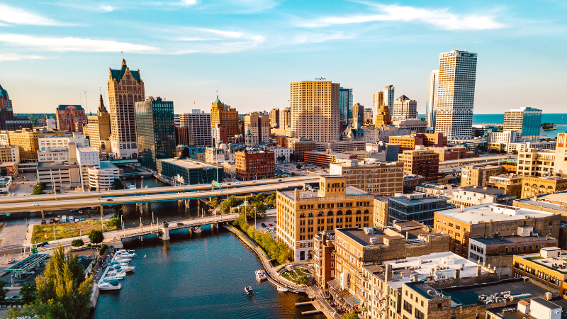 Milwaukee, WI